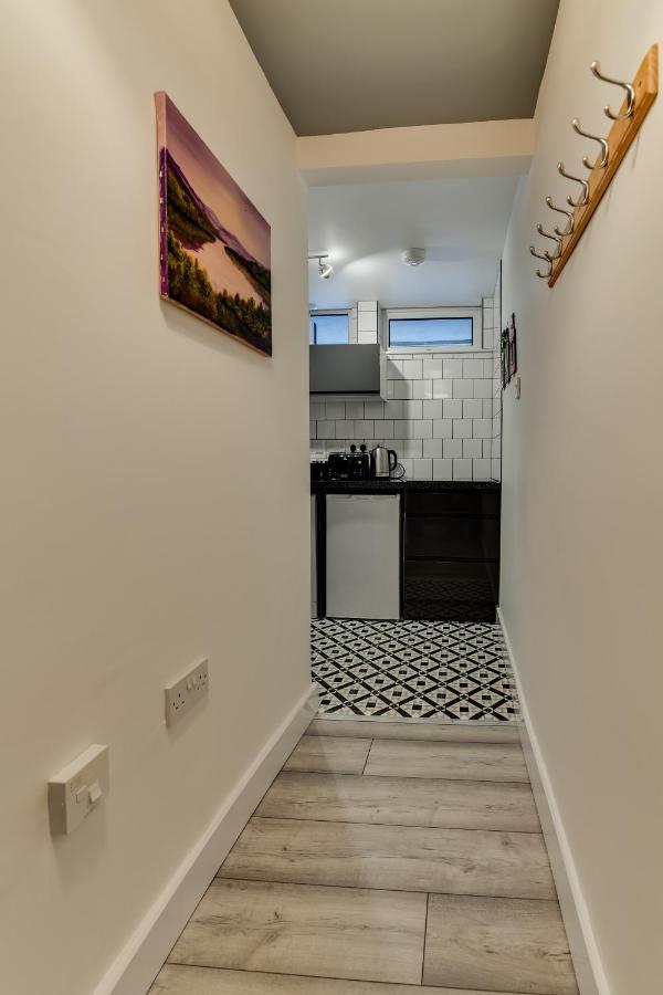 1 Bedroom Swinley Apartment L Free Parking L Wigan Royal Infirmary L Haigh Hall L Central Location Ngoại thất bức ảnh