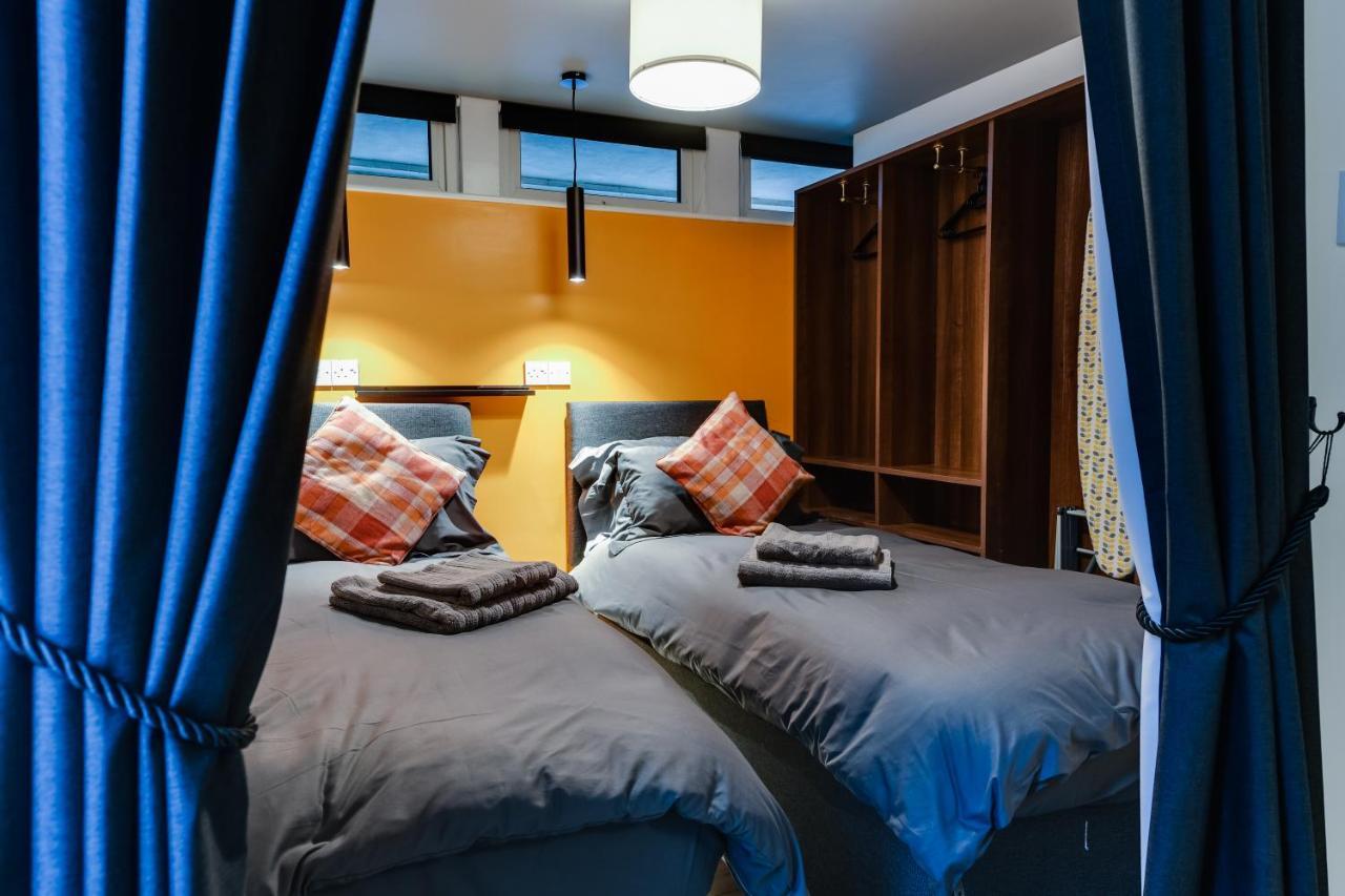 1 Bedroom Swinley Apartment L Free Parking L Wigan Royal Infirmary L Haigh Hall L Central Location Ngoại thất bức ảnh